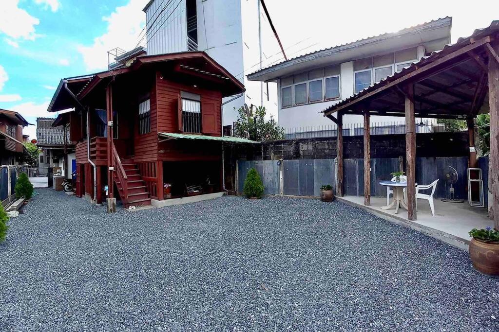Grandma'S House Villa Чиангмай Екстериор снимка